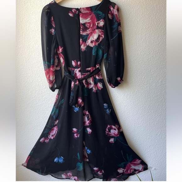 Flowy dress - Picture 3 of 4